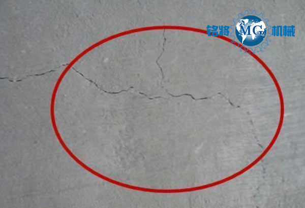 高手带你见招拆招：这些年，抹灰石膏遇到过的“开裂坑”